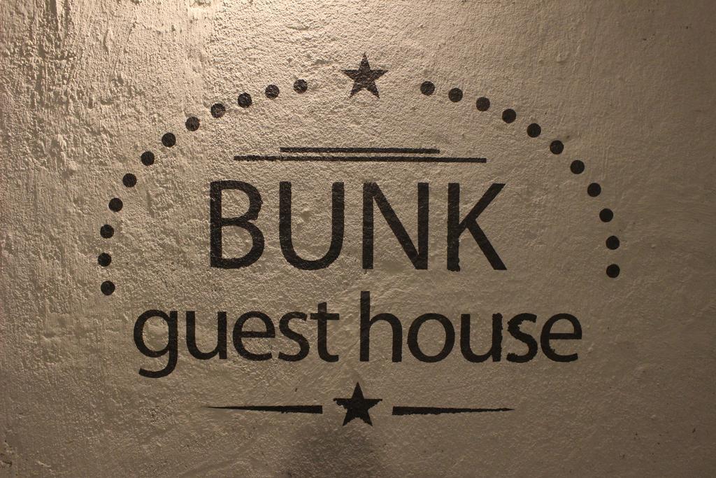 Bunk Guesthouse Hongdae Сеул Экстерьер фото